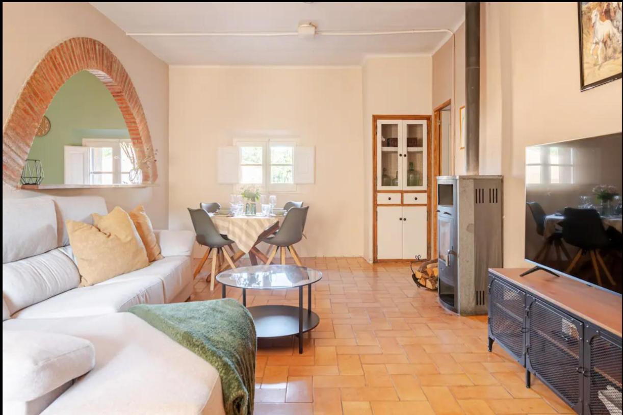Cal Robusto, Apartament In Masia With Horses Siurana  Exterior foto